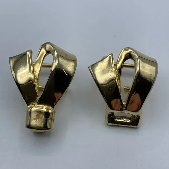 Sculptural 1979 Mimi Di N Signed Bow belt buckles
